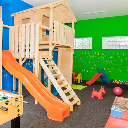 Apartment Maisonette-ferienwohnung Rapunzel Mit Dachterrasse By Interhome Allmuthshausen